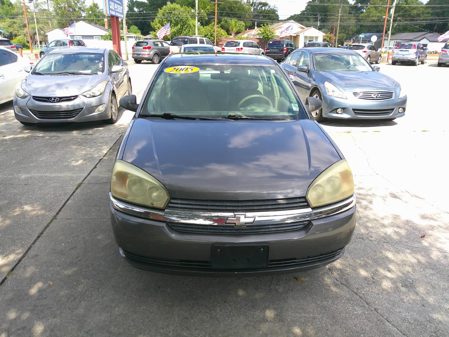 2005 GRAY CHEVROLET MALIBU LS (1G1ZT54885F) , located at 1200 Cassat Avenue, Jacksonville, FL, 32205, (904) 695-1885, 30.302404, -81.731033 - Photo#0